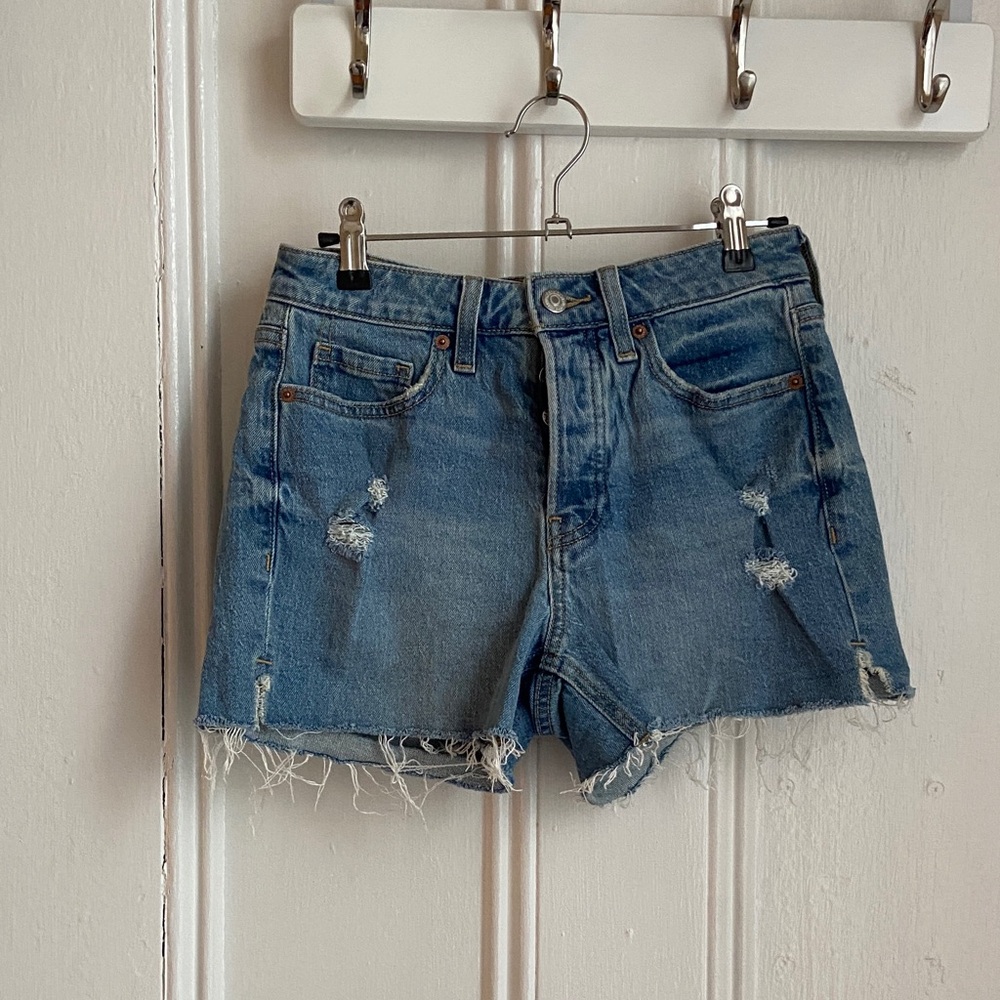 Old Navy Light Blue Distressed Jean Shorts
